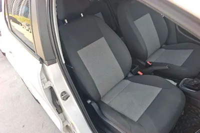 Volkswagen Polo 2016, 111000 км, за 6174 USD - фото 19