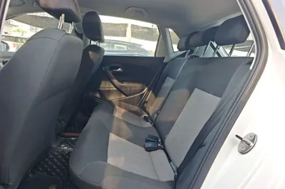Volkswagen Polo 2016, 111000 км, за 6174 USD - фото 20