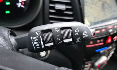 KG_Mobility_Ssangyong TIBOLI 2017, 63786 км, за 6236.05 USD - фото 29