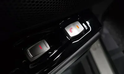 KG_Mobility_Ssangyong TIBOLI 2017, 63786 км, за 6236.05 USD - фото 32