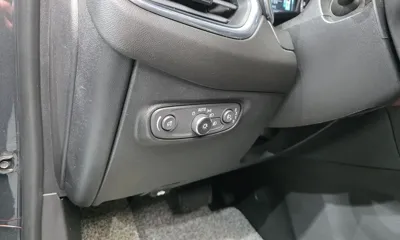 ChevroletGMDaewoo Equinox 2018, 122876 км, за 6408.99 USD - фото 15