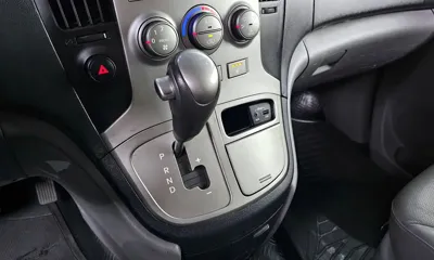 Hyundai Starex 2016, 113871 км, за 6437.2 USD - фото 9