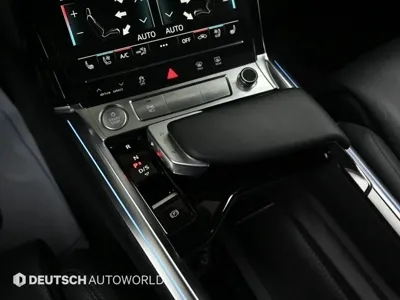 Audi e-tron 2020, 129057 км, за 25400.66 USD - фото 9