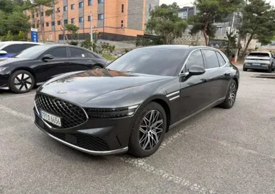 Genesis G90 2023, 117408 км, за 6144.15 USD