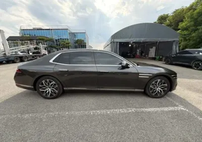 Genesis G90 2023, 117408 км, за 6144.15 USD - фото 12