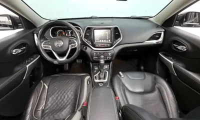 Jeep Cherokee 2018, 106464 км, за 6152.31 USD - фото 7