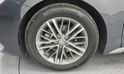 Hyundai Grandeur 2018, 61273 км, за 9570.04 USD