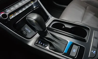 Hyundai Grandeur 2018, 61273 км, за 9570.04 USD - фото 9