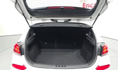Hyundai i30 2018, 59309 км, за 7676.3 USD - фото 20