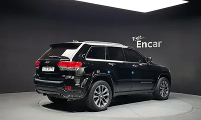 Jeep Cherokee 2017, 139066 км, за 9844.73 USD