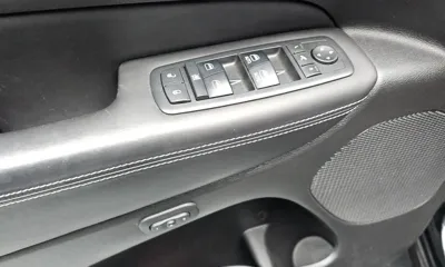 Jeep Cherokee 2017, 139066 км, за 9844.73 USD - фото 13