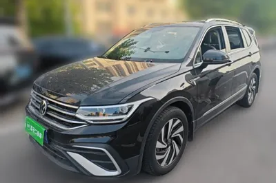 Volkswagen Tiguan L · 2022 год