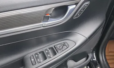 Hyundai Grandeur 2018, 162512 км, за 8400.07 USD - фото 13