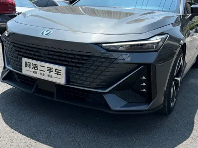 Changan UNI-V 2022, 50000 км, за 7337.66 USD - фото 31