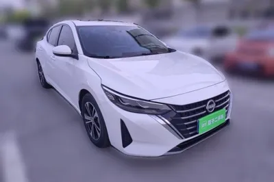 Nissan Sylphy 2023, 39100 км, за 10810 USD