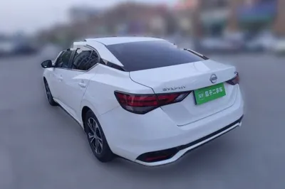 Nissan Sylphy 2023, 39100 км, за 10810 USD
