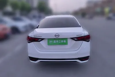 Nissan Sylphy 2023, 39100 км, за 10810 USD