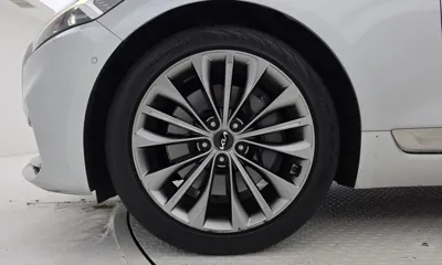 Kia K9 2023, 36906 км, за 23744.49 USD