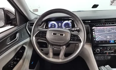 Jeep Cherokee 2021, 62145 км, за 24744.41 USD - фото 13
