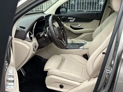 Mercedes-Benz GLC Coupe 2022, 51000 км, за 27809.94 USD
