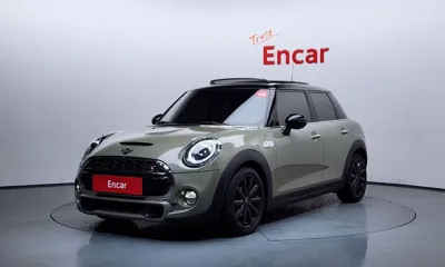 MINI Cooper · 2019 год