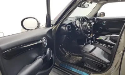 MINI Cooper 2019, 74298 км, за 11562.6 USD - фото 10
