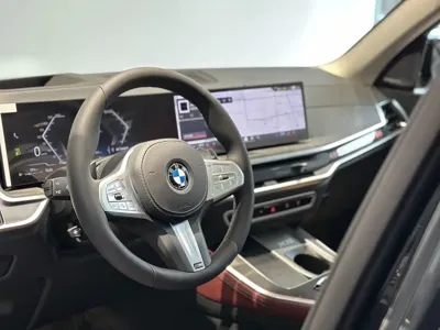 BMW X5 2025, 4000 км, за 69323.14 USD - фото 7