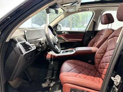 BMW X5 2025, 4000 км, за 69323.14 USD - фото 9