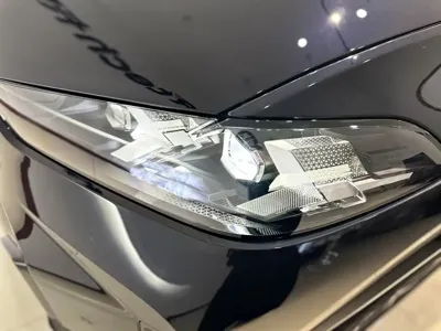 BMW X5 2025, 4000 км, за 69323.14 USD - фото 19