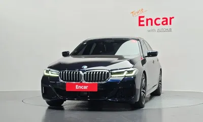 BMW 5-Series 2023, 24663 км, за 29415.67 USD