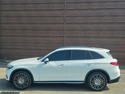 Mercedes-Benz GLC-Class 2023, 28500 км, за 37399.2 USD