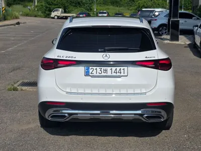 Mercedes-Benz GLC-Class 2023, 28500 км, за 37399.2 USD