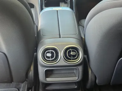 Mercedes-Benz GLC-Class 2023, 28500 км, за 37399.2 USD - фото 9