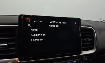 Hyundai Venue 2021, 71736 км, за 10412.19 USD - фото 30