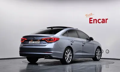 Hyundai Sonata 2016, 113847 км, за 4529.87 USD
