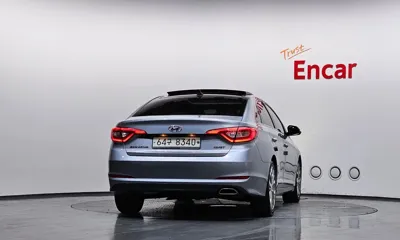 Hyundai Sonata 2016, 113847 км, за 4529.87 USD