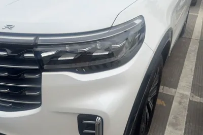 Ford Explorer 2024, 3100 км, за 40621 USD - фото 8