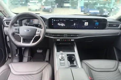 Ford Explorer 2024, 3100 км, за 40621 USD - фото 20
