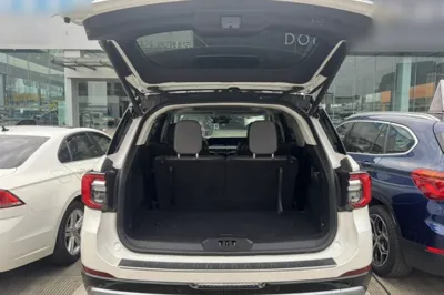 Ford Explorer 2024, 3100 км, за 40621 USD - фото 31