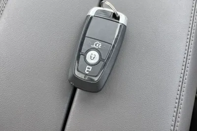 Ford Explorer 2024, 3100 км, за 40621 USD - фото 35