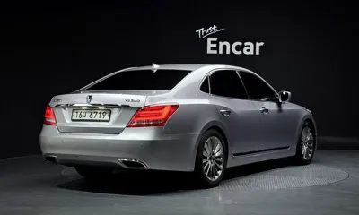 Hyundai Equus 2014, 240535 км, за 4266.77 USD