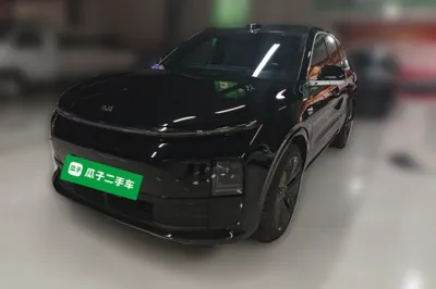 Li Auto L6 · 2024 год