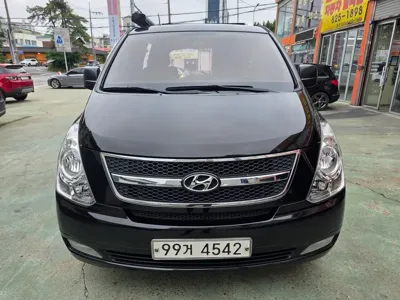 Hyundai Starex 2015, 106278 км, за 8533.54 USD