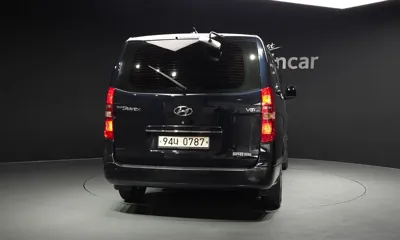 Hyundai Starex 2019, 197125 км, за 6188.93 USD
