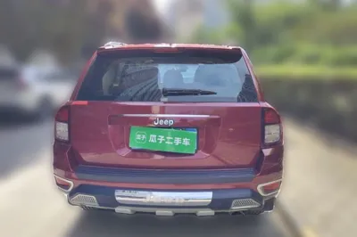Jeep Compass 2014, 128800 км, за 4557 USD