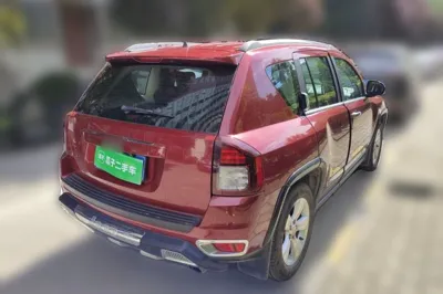 Jeep Compass 2014, 128800 км, за 4557 USD