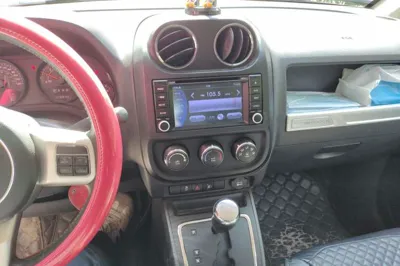 Jeep Compass 2014, 128800 км, за 4557 USD - фото 10