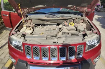 Jeep Compass 2014, 128800 км, за 4557 USD - фото 17
