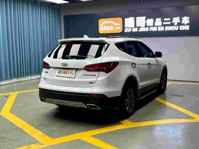 Hyundai Santa Fe 2016, 100000 км, за 6325.42 USD - фото 7