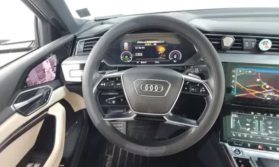 Audi e-tron